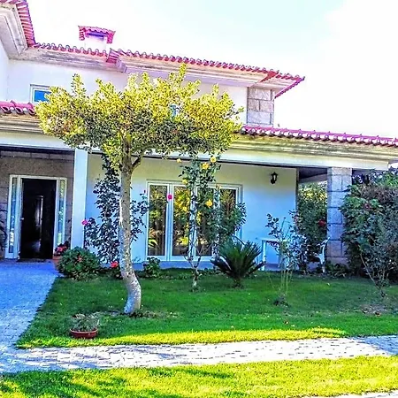 Bed & Breakfast Casa Vale Do Rio Ovil 3*