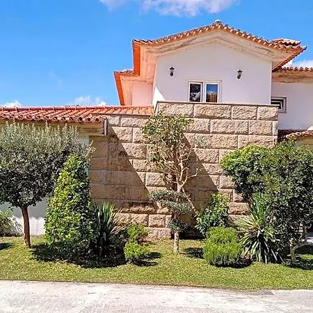 Casa Vale Do Rio Ovil Bed & Breakfast
