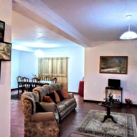 Panzió Casa Vale Do Rio Ovil